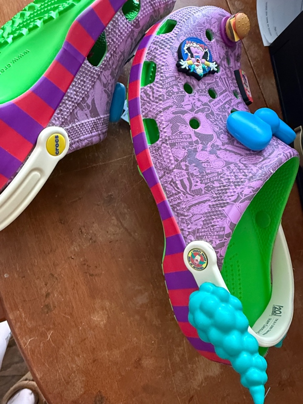 CROCS The Simpsons edition size 12 M Clogs - Picture 5 of 11